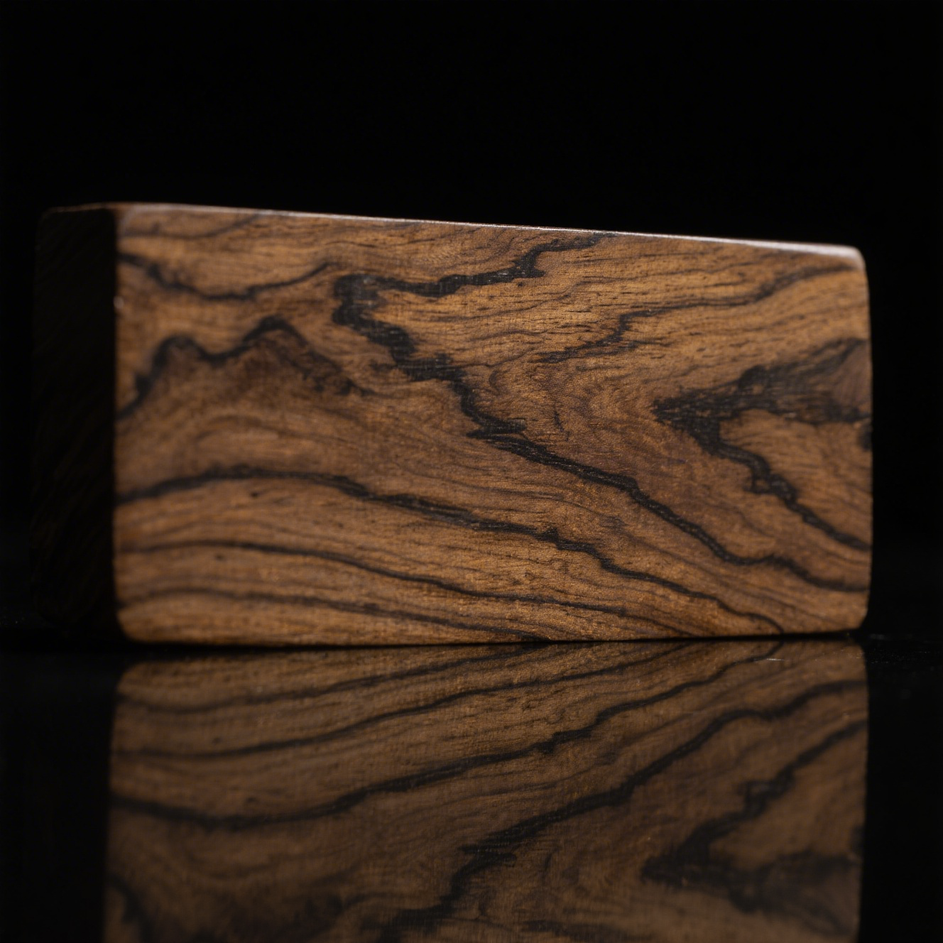 Old agarwood bracelet II(7mm)