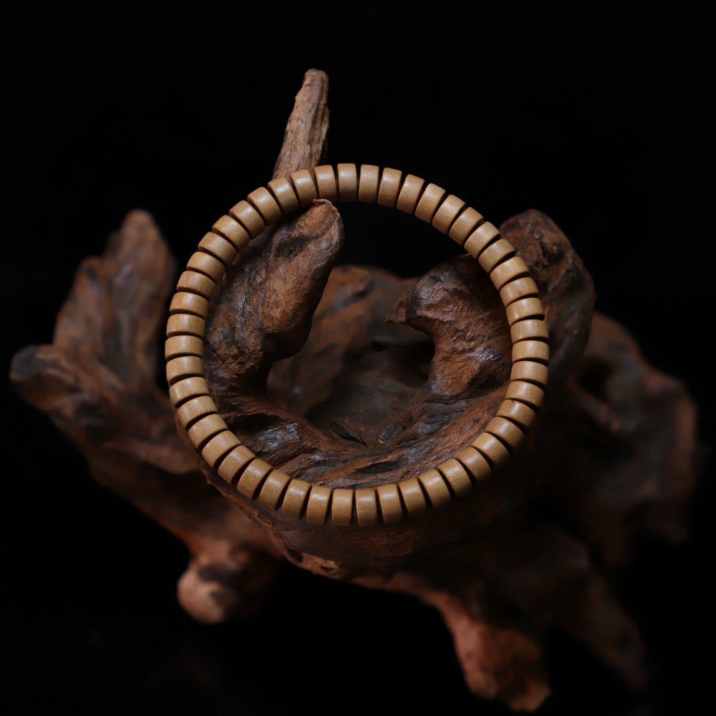 Old Mountain Sandalwood Bracelet I(7mm)
