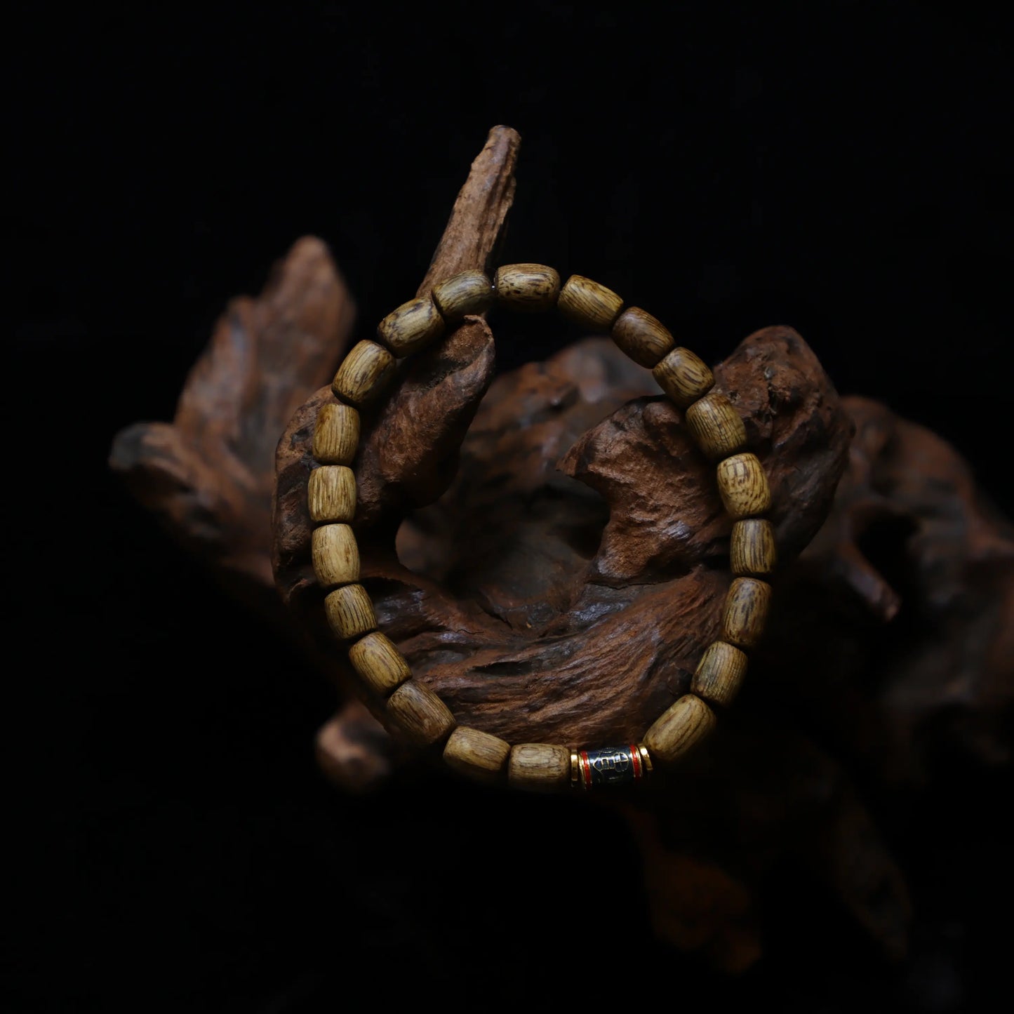 กำไลไม้กฤษณาโบราณ II (7 มม.) 